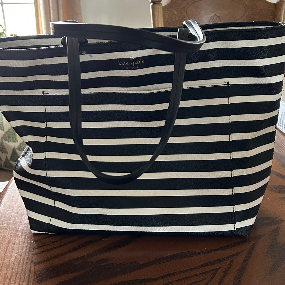 Kate Spade New York Hyde Lane Black and White Striped Riley Tote